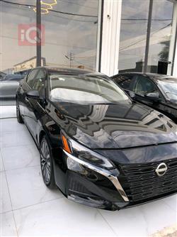 نيسان ألتيما